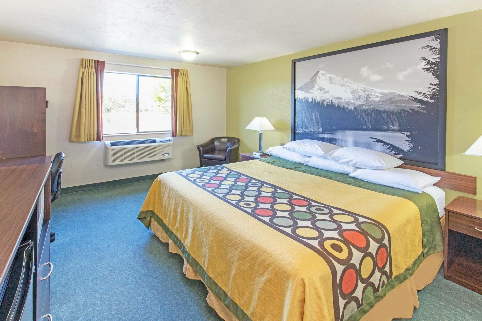 Super 8 By Wyndham Salem Exterior foto